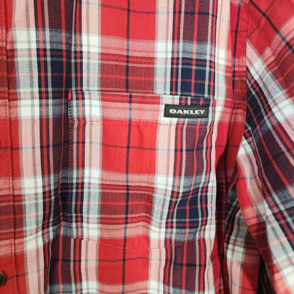 Oakley Mens Shirt Size Large Red Plaid Button Up Long Sleeve Chase Woven Casual - Picture 6 of 12